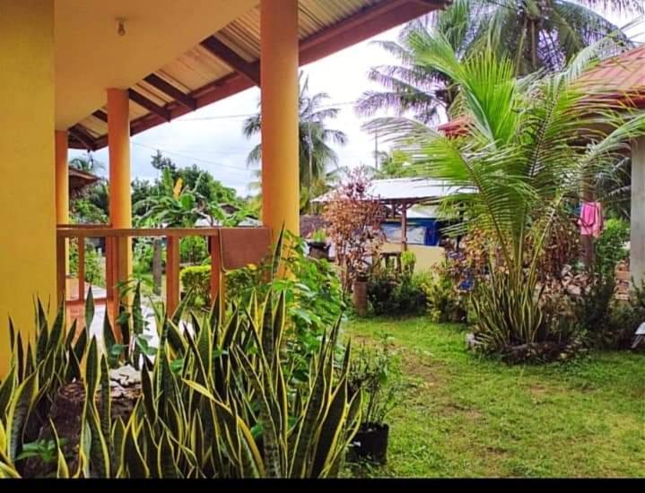 Gold Star Inn Siquijor Zewnętrze zdjęcie